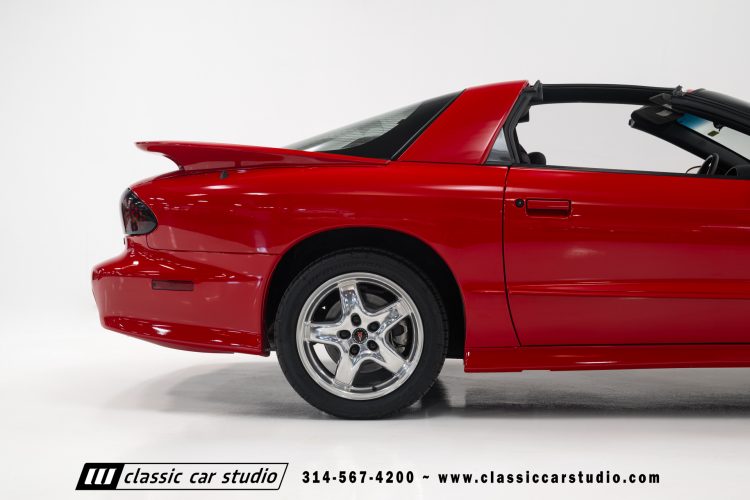 2002_Pontiac_Trans_Am_2260-63