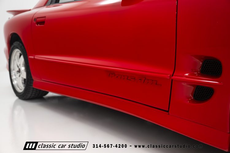 2002_Pontiac_Trans_Am_2260-71