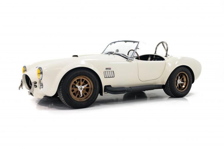 65_Superformance_MKIII_Roadster_2258-1-Edit