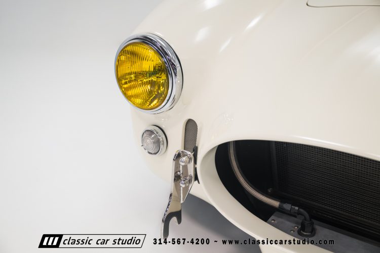 65_Superformance_MKIII_Roadster_2258-16