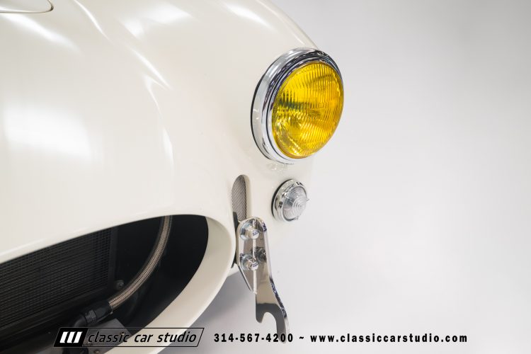 65_Superformance_MKIII_Roadster_2258-18