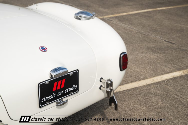 65_Superformance_MKIII_Roadster_2258-182