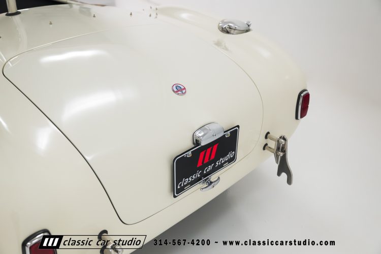 65_Superformance_MKIII_Roadster_2258-51