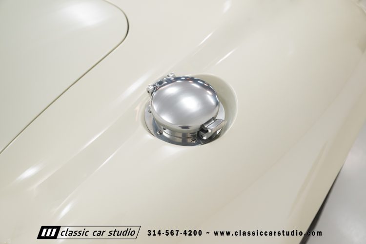 65_Superformance_MKIII_Roadster_2258-60