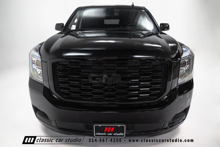 2019_GMC_Yukon_Denali_XL_2255-12