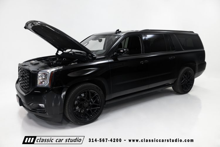 2019_GMC_Yukon_Denali_XL_2255-123