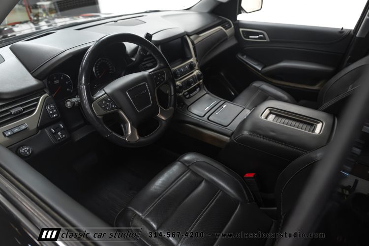 2019_GMC_Yukon_Denali_XL_2255-22
