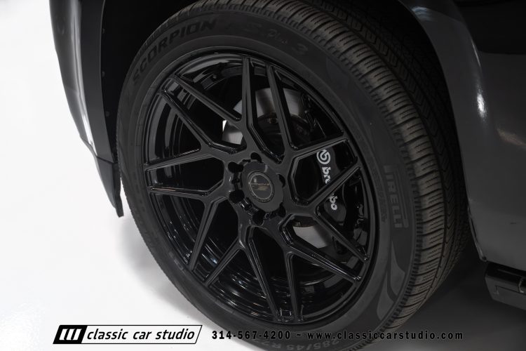 2019_GMC_Yukon_Denali_XL_2255-32