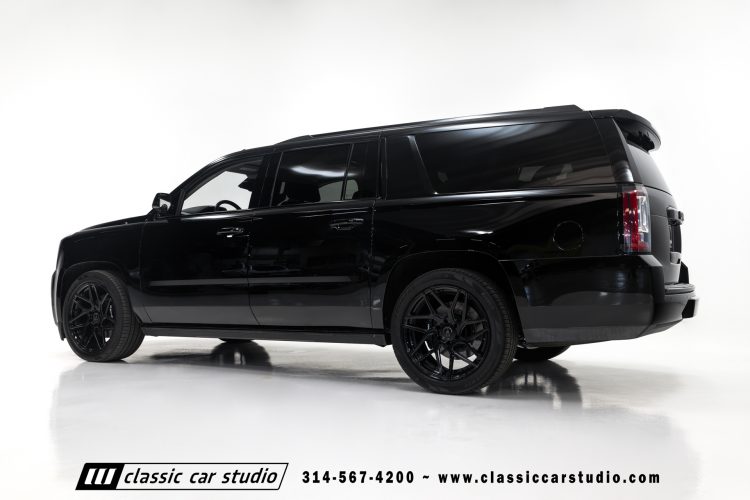 2019_GMC_Yukon_Denali_XL_2255-34