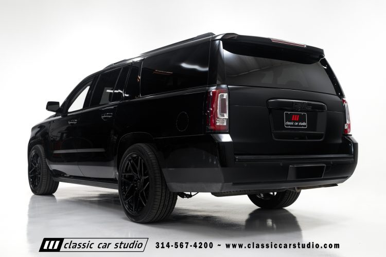 2019_GMC_Yukon_Denali_XL_2255-39