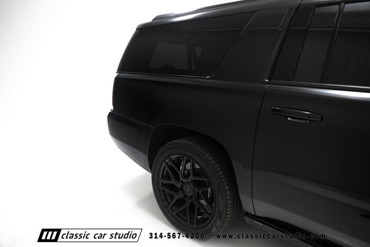 2019_GMC_Yukon_Denali_XL_2255-55