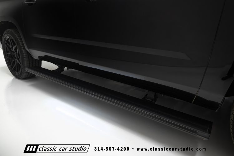 2019_GMC_Yukon_Denali_XL_2255-61