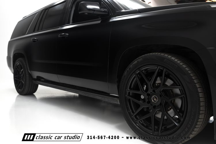 2019_GMC_Yukon_Denali_XL_2255-66