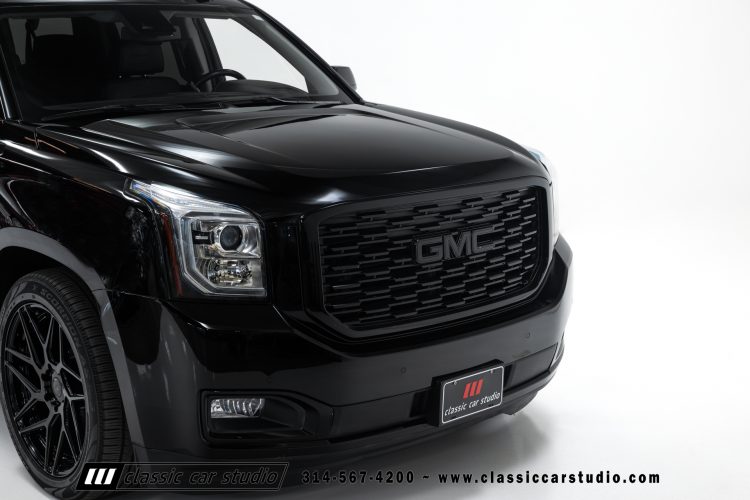 2019_GMC_Yukon_Denali_XL_2255-70