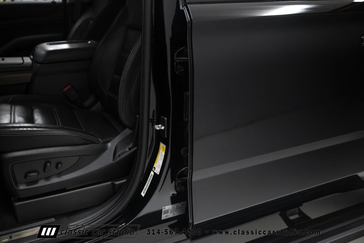 2019_GMC_Yukon_Denali_XL_2255-79