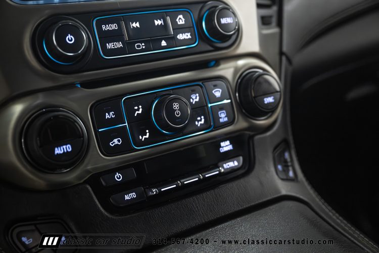 2019_GMC_Yukon_Denali_XL_2255-91