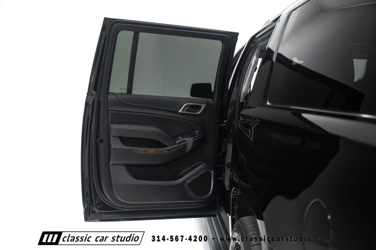 2019_GMC_Yukon_Denali_XL_2255-97