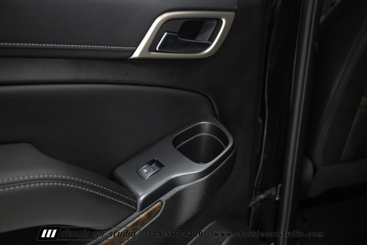 2019_GMC_Yukon_Denali_XL_2255-99