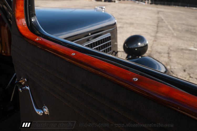 35_Ford_3-Window_Coupe_2210-157