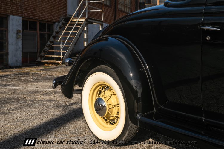 35_Ford_3-Window_Coupe_2210-158