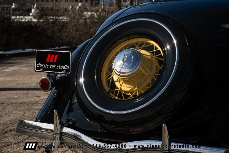 35_Ford_3-Window_Coupe_2210-162