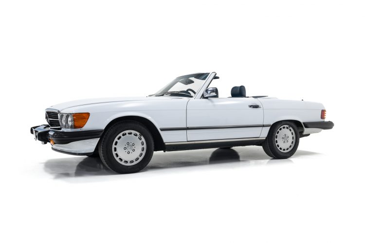 87_Mercedes_Benz_560SL_2262-1
