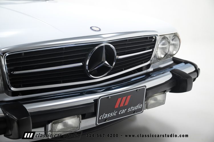 87_Mercedes_Benz_560SL_2262-101