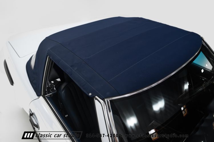 87_Mercedes_Benz_560SL_2262-24