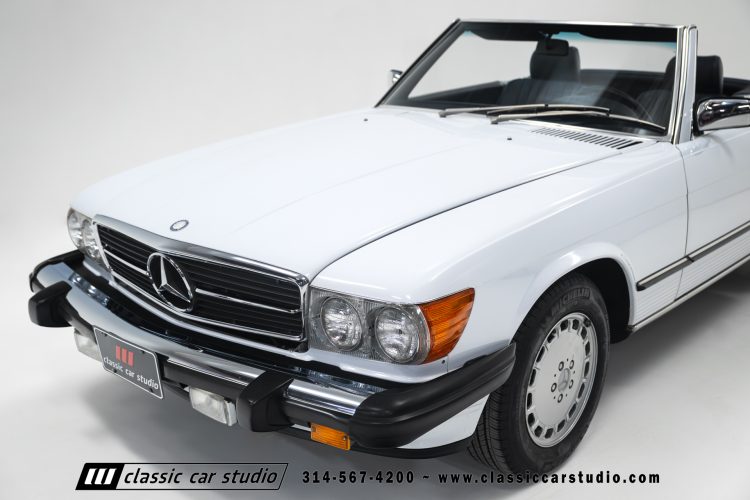 87_Mercedes_Benz_560SL_2262-26