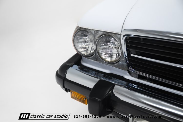 87_Mercedes_Benz_560SL_2262-31