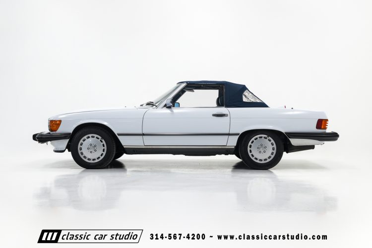 87_Mercedes_Benz_560SL_2262-51