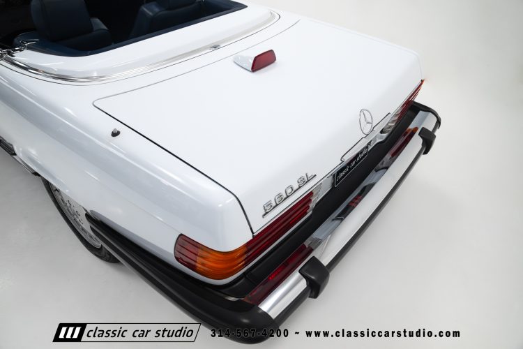 87_Mercedes_Benz_560SL_2262-65