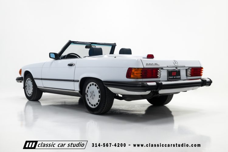 87_Mercedes_Benz_560SL_2262-66