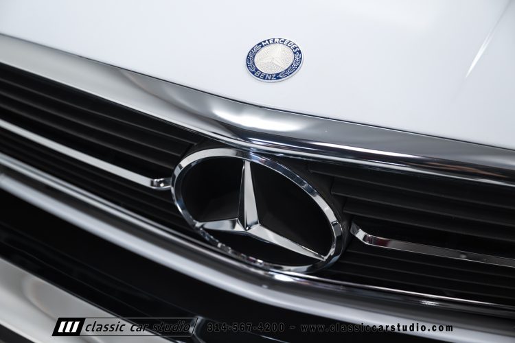 87_Mercedes_Benz_560SL_2262-7