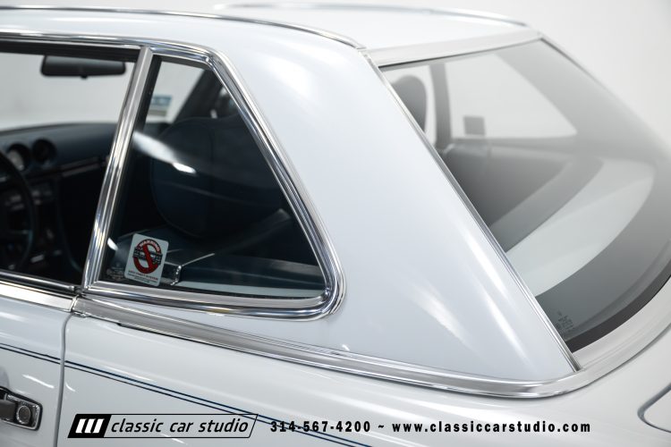 89_Mercedes_Benz_560SL_2259-10