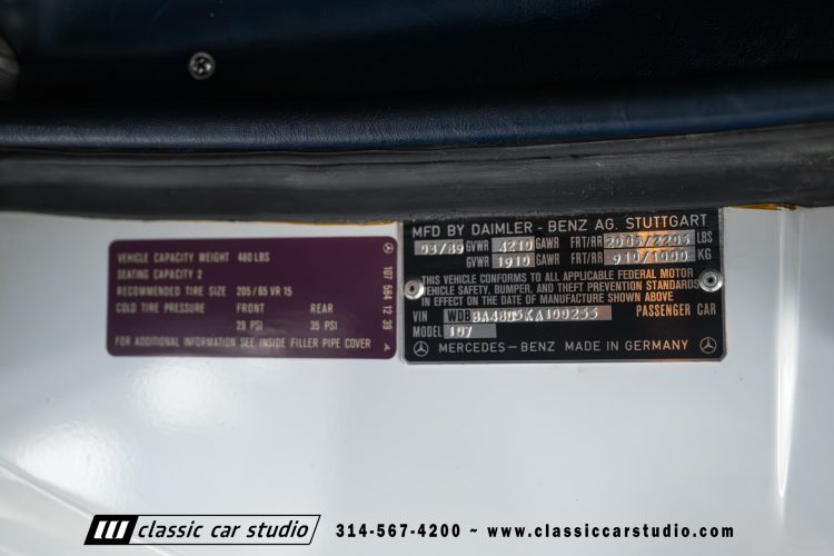 89_Mercedes_Benz_560SL_2259-112