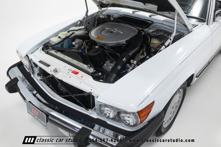 89_Mercedes_Benz_560SL_2259-142