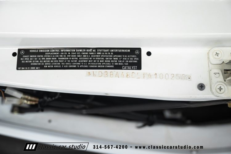 89_Mercedes_Benz_560SL_2259-147