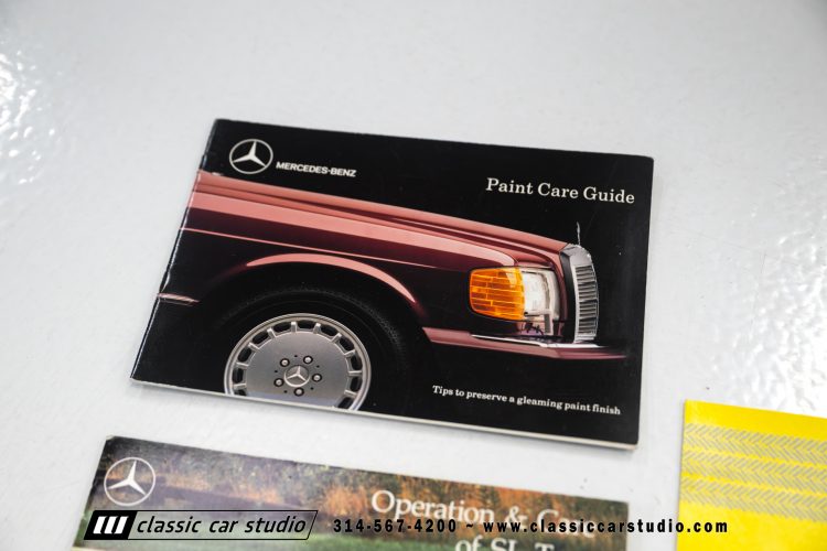 89_Mercedes_Benz_560SL_2259-160