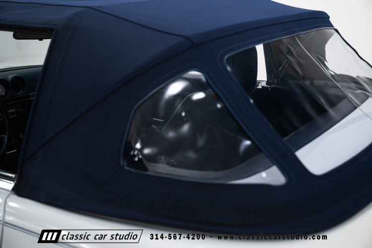 89_Mercedes_Benz_560SL_2259-20