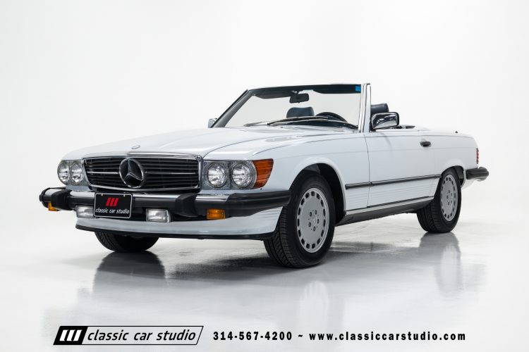 89_Mercedes_Benz_560SL_2259-5
