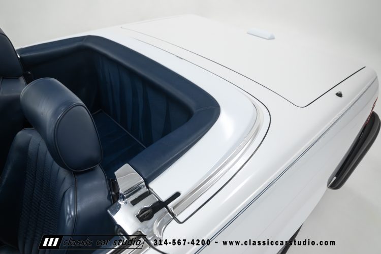 89_Mercedes_Benz_560SL_2259-55