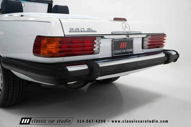 89_Mercedes_Benz_560SL_2259-65
