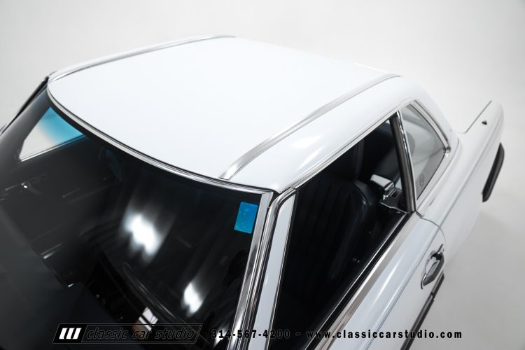 89_Mercedes_Benz_560SL_2259-7