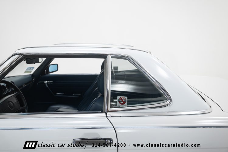 89_Mercedes_Benz_560SL_2259-9