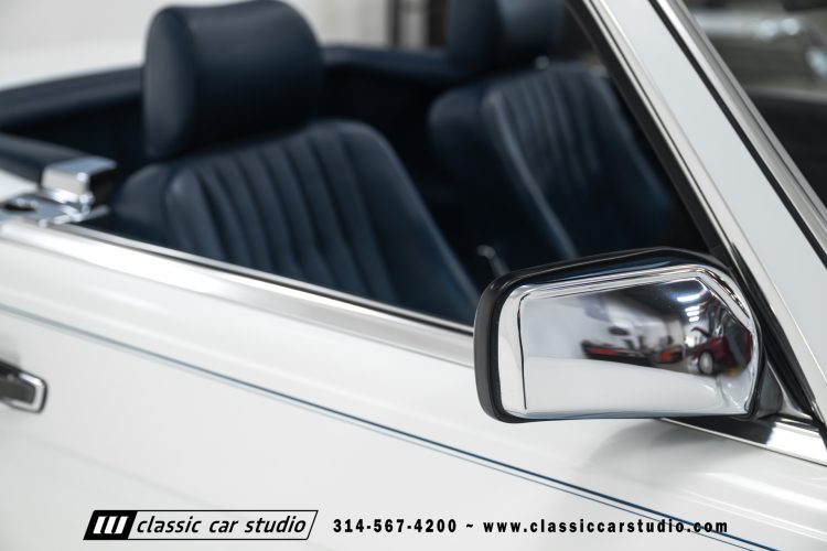 89_Mercedes_Benz_560SL_2259-91