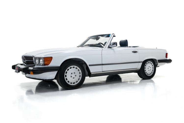 89_Mercedes_Benz_560SL_2259-Showcase