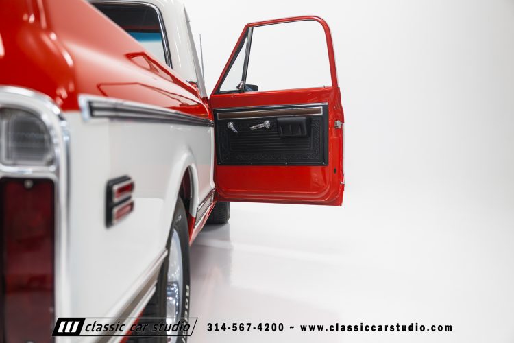 71_Chevrolet_C10_2271-107