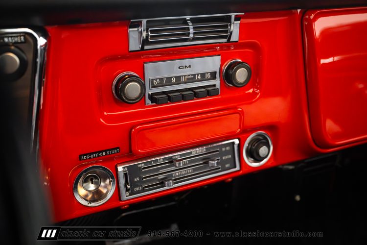 71_Chevrolet_C10_2271-94