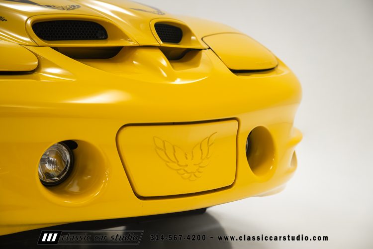 2002_Pontiac_Trans_Am_WS6_2266-104